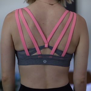 Lululemon sports bra
